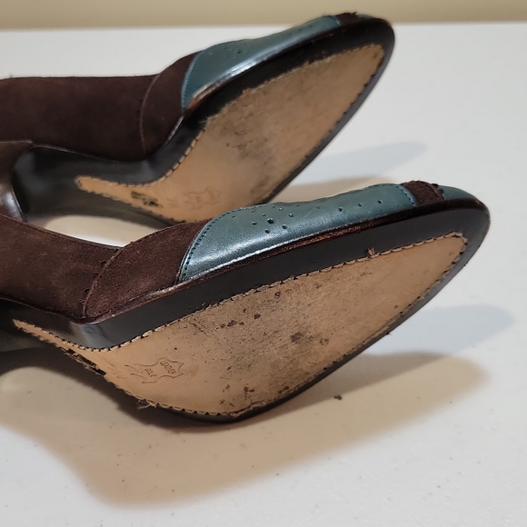 J Vincent Leather and Suede High Heels, Size 7M - Picture 5 of 9